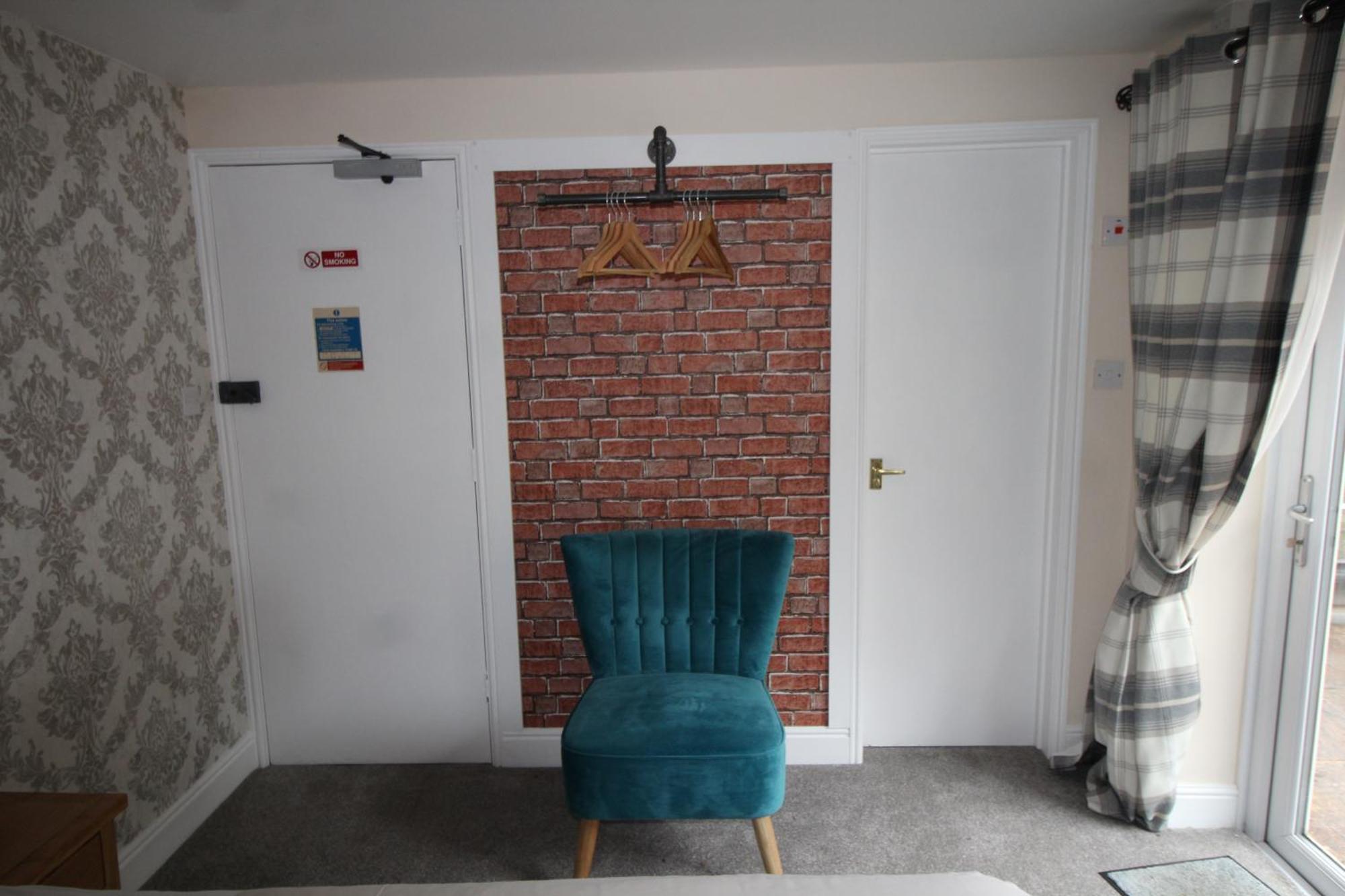 The Clothiers Arms Hotel Stroud  Room photo